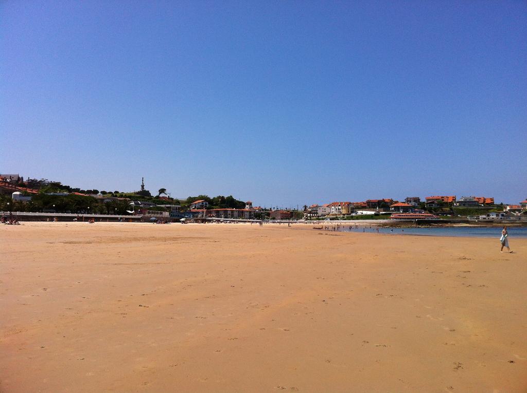 Marina De Campios Hotel Comillas Bagian luar foto